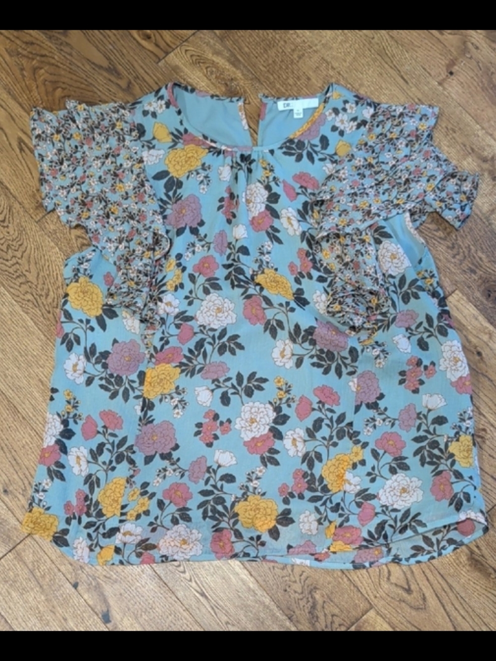 DR2 Sky Blue Floral Flutter Sleeve Blouse